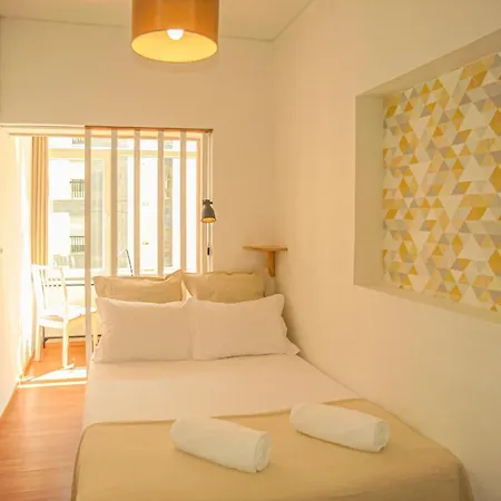 Апартаменти Downtown Modern 8 Bedroom - Marques De Pombal Лісабон
