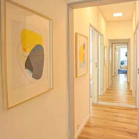 Downtown Modern 8 Bedroom - Marques De Pombal Apartmán
